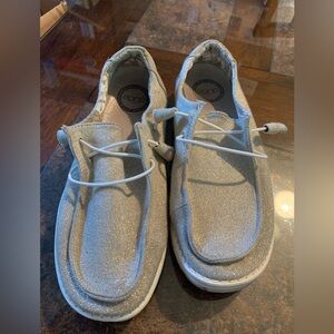 Hey Dude Wendy Stretch Sparkle Beige (gold) Casual Shoes size 8